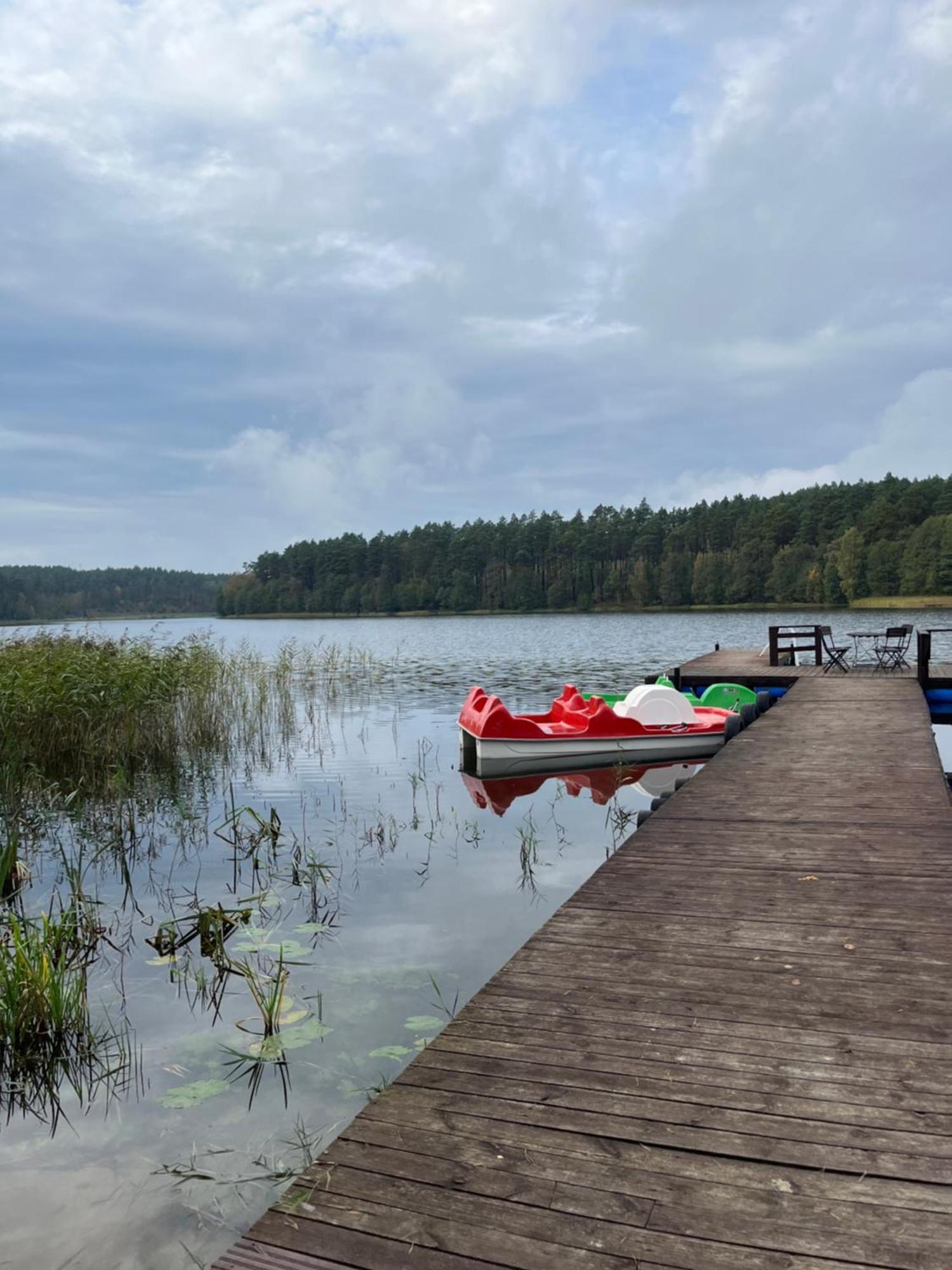 Domek Caloroczny Hawaje Nad Jeziorem Kazub Cieciorka Exterior foto