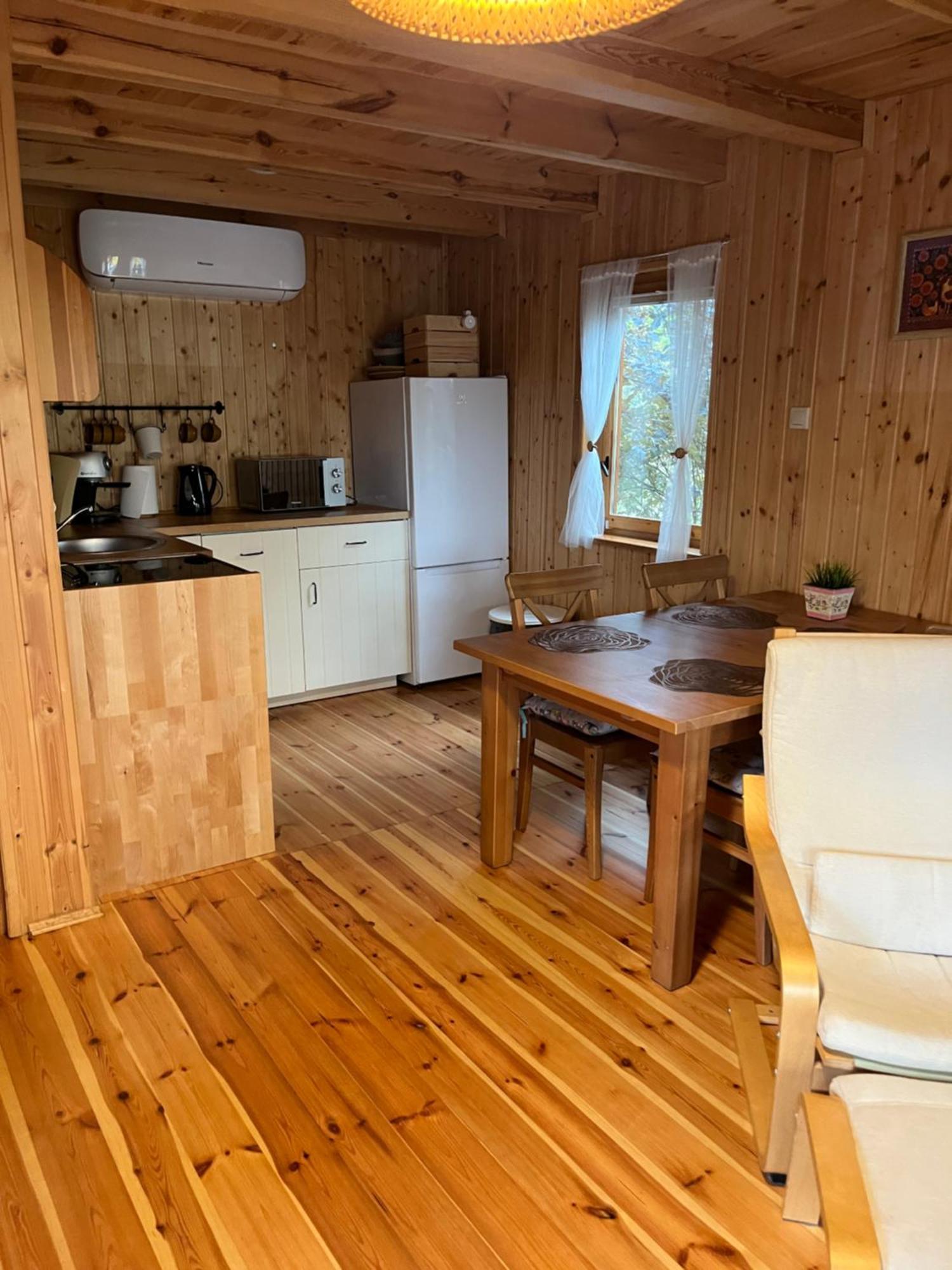Domek Caloroczny Hawaje Nad Jeziorem Kazub Cieciorka Exterior foto
